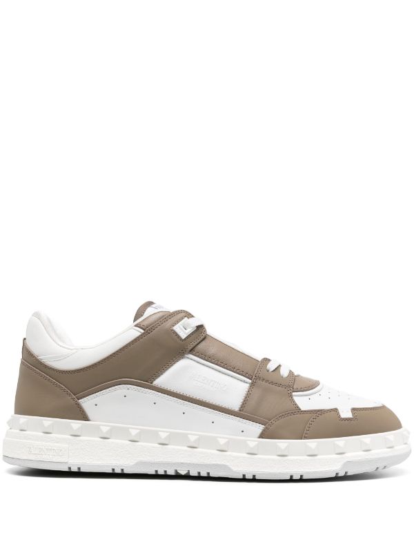 Valentino Garavani Rockstud lace up Sneakers White FARFETCH ID