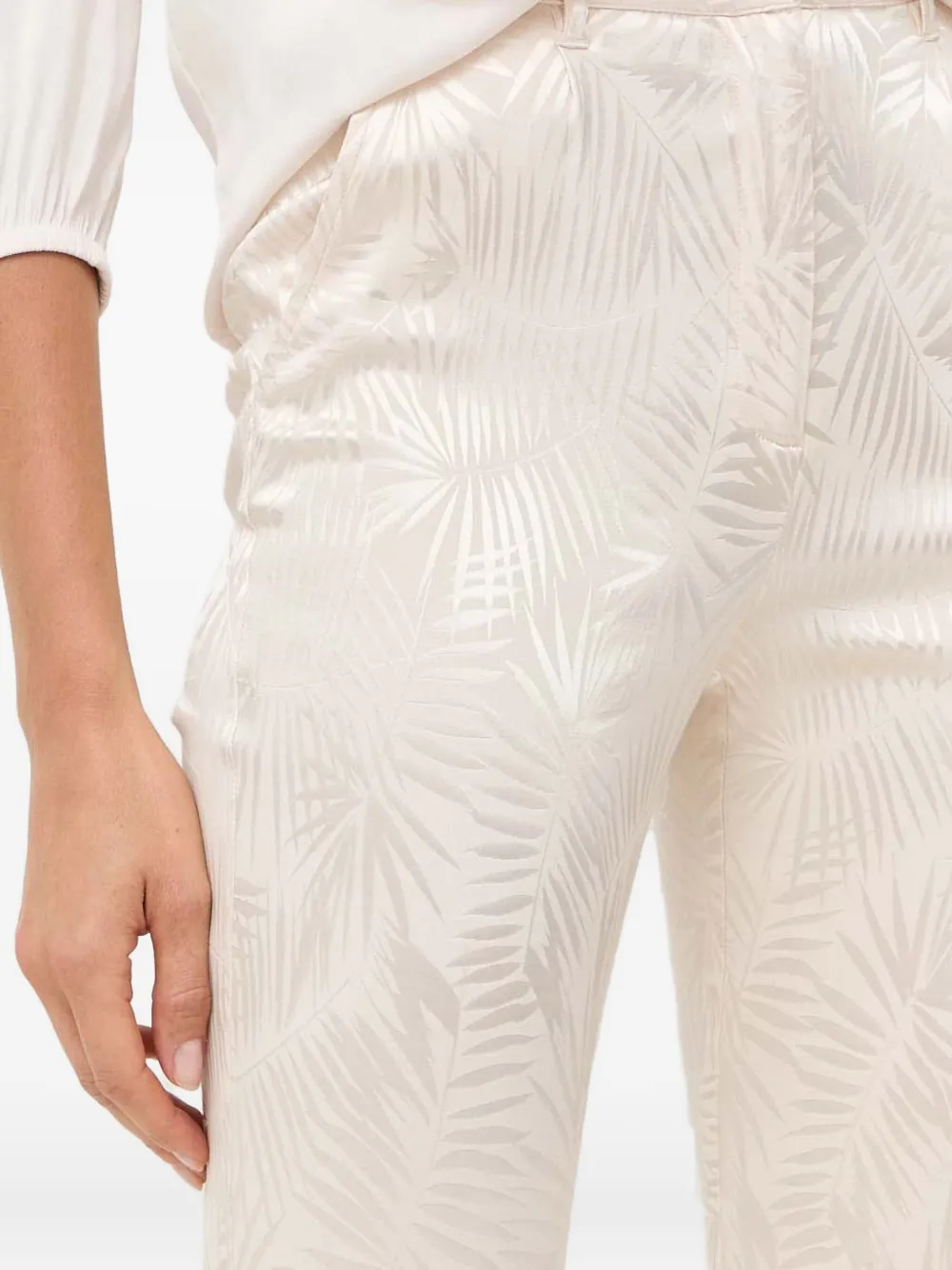 Guess Usa Leaf Pattern Trousers In White
