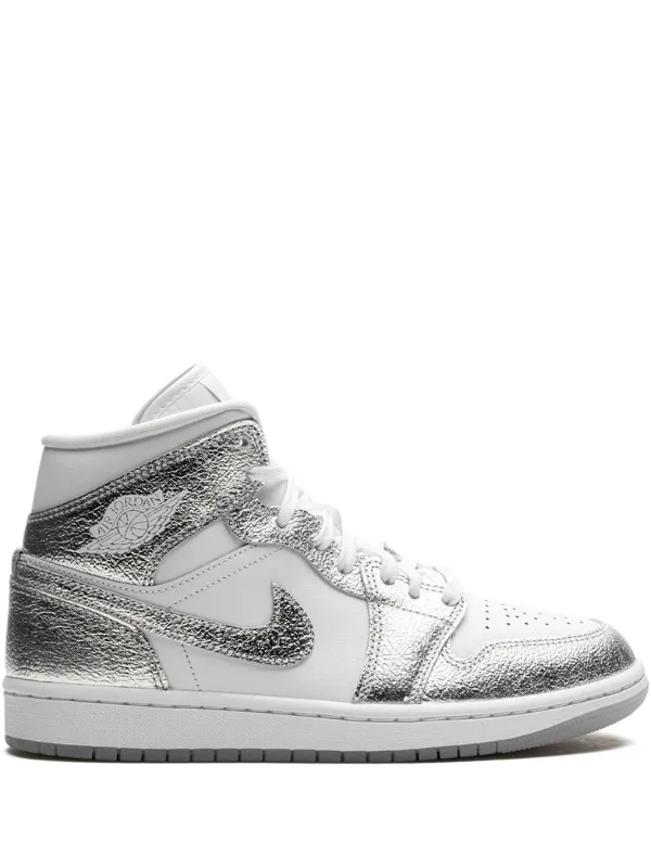 Silver jordan 1 store