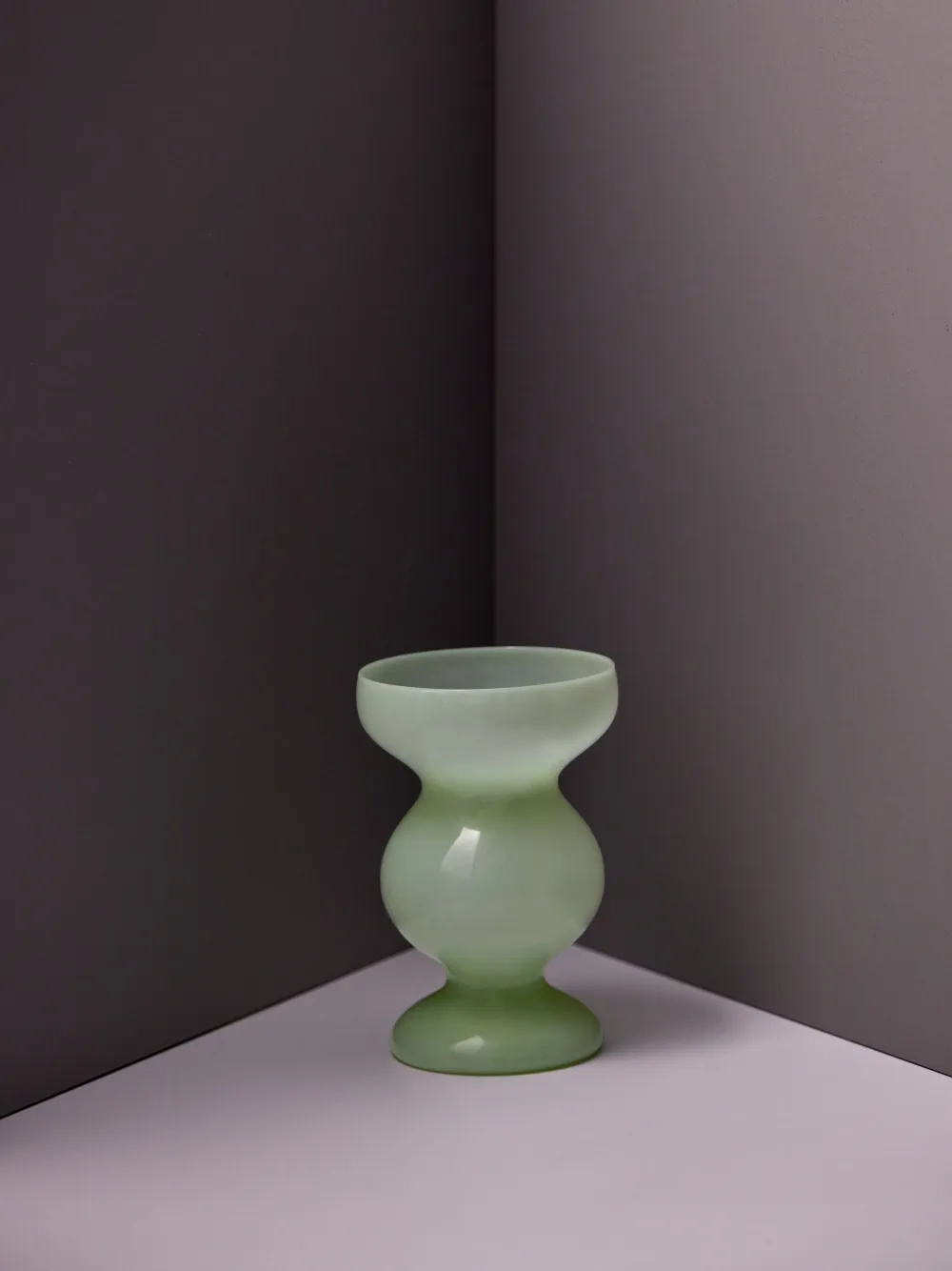 Maison Balzac Petite Gaspard Vase (19cm) In Green