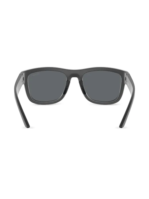 Prada Linea Rossa リネア・ロッサ サングラス | グレー | FARFETCH JP
