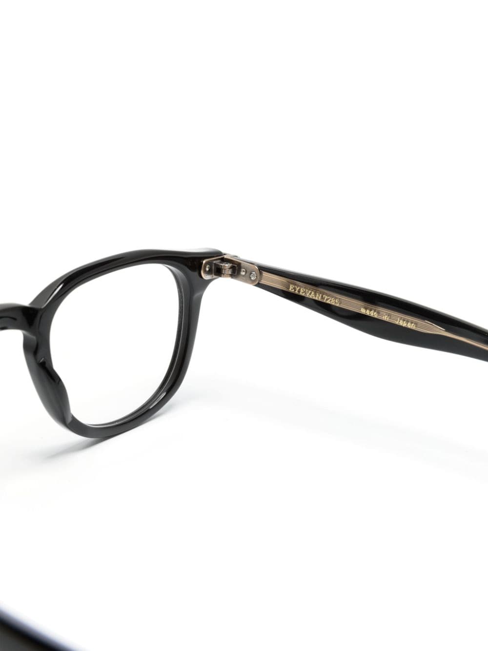 Shop Eyevan7285 Square-frame Glasses In Black