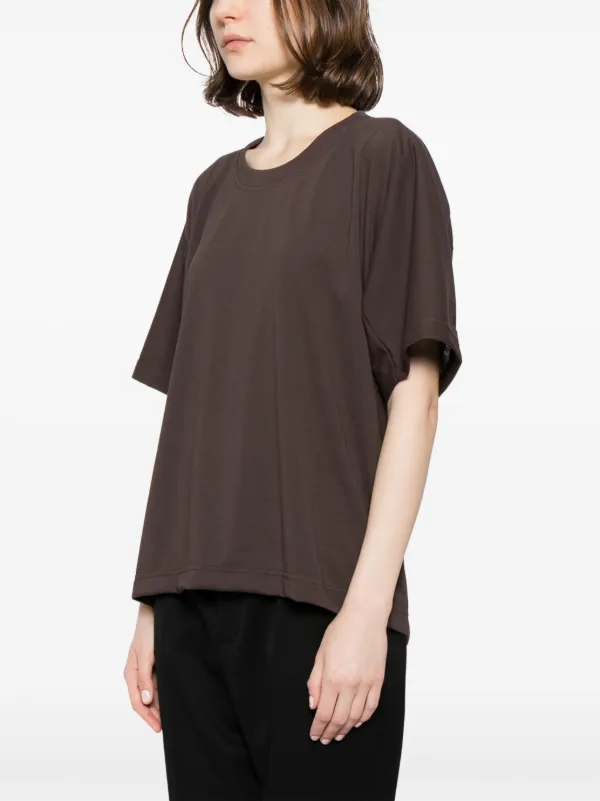 Pleats Please Issey Miyake ドレープ Tシャツ | ブラウン | FARFETCH JP Pleats Please Issey Miyake ドレープ Tシャツ | ブラウン | FARFETCH JP