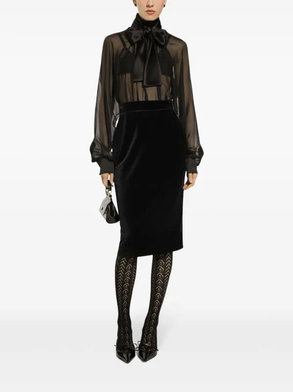 【関税＆送料込み】Dolce & Gabbana Black Skirt Lace pencil skirt with slit in Black for Women
