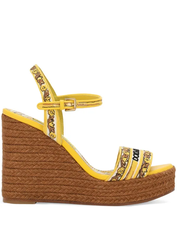 サンダル・ミュール DOLCE&GABBANA EMBROIDERY MAIOLICA PATTERN WEDGED SANDALS Wedge sandals with Majolica embroidery in Multicolor for
