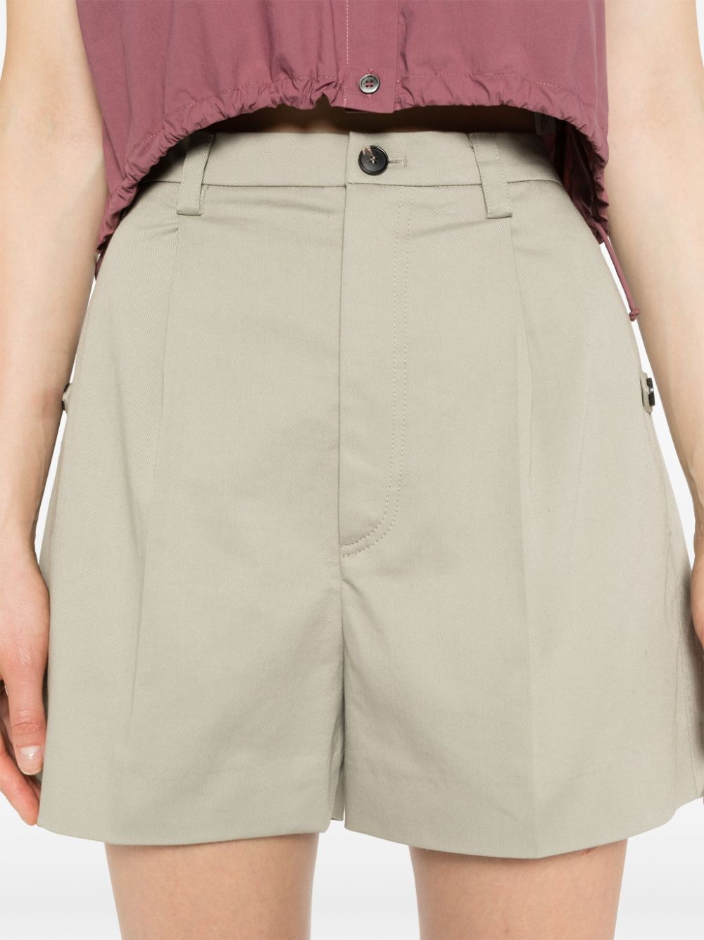 Shop Tela Pleat-detail Bermuda Shorts In Green