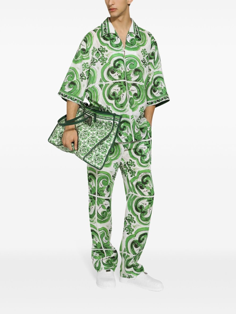 Shop Dolce & Gabbana Majolica-print Linen Trousers In Grün