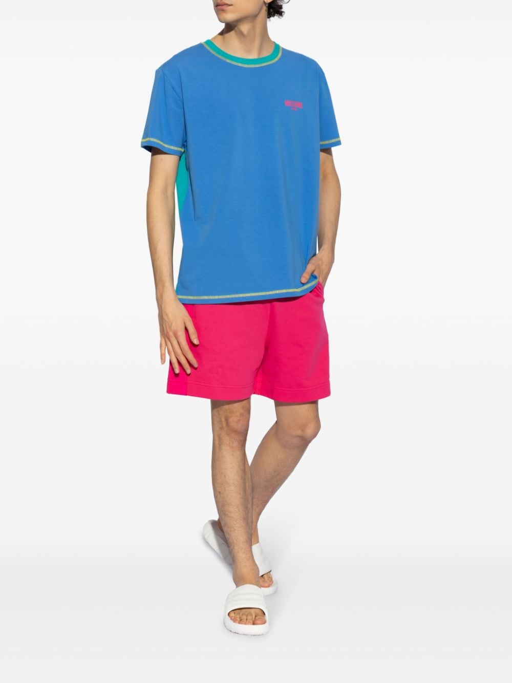 Moschino Katoenen shorts met logo-reliëf Roze