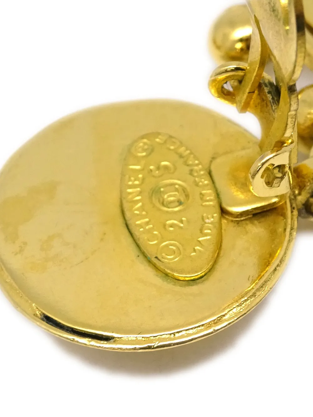 Pre-owned Chanel 1990 Cc Dangle Clip-on Earrings In Gold