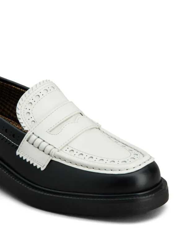 Tod's ブローグトリム ローファー | ブラック | FARFETCH JP
