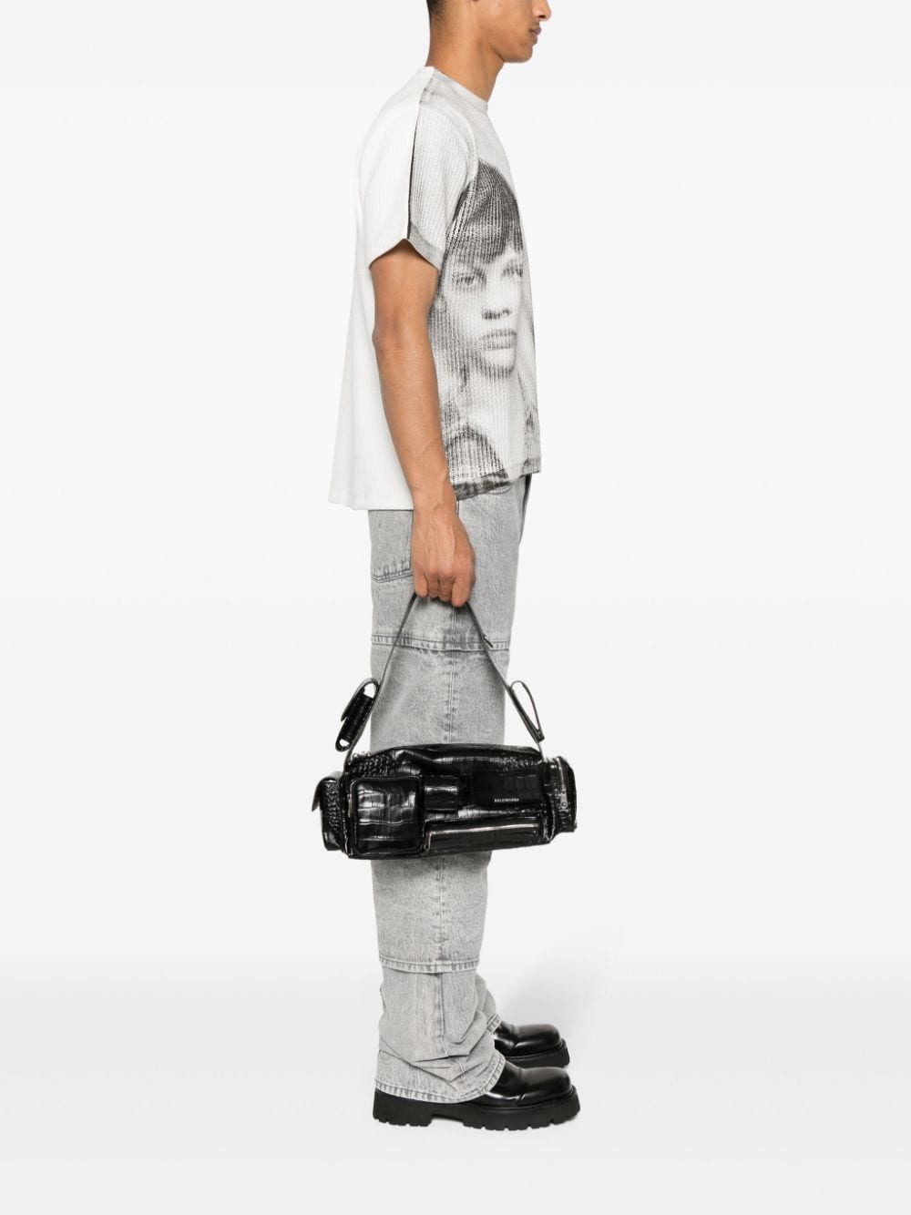 Shop Balenciaga Small Superbusy Shoulder Bag In Black