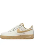 Nike Air Force 1 ’07 ""Sail/Vintage Green/Sesame"" sneakers - Neutrals