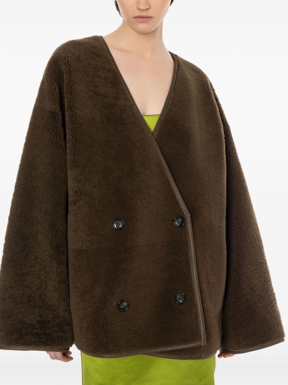 Shop Philosophy Di Lorenzo Serafini Double-breasted Shearling Coat In 褐色