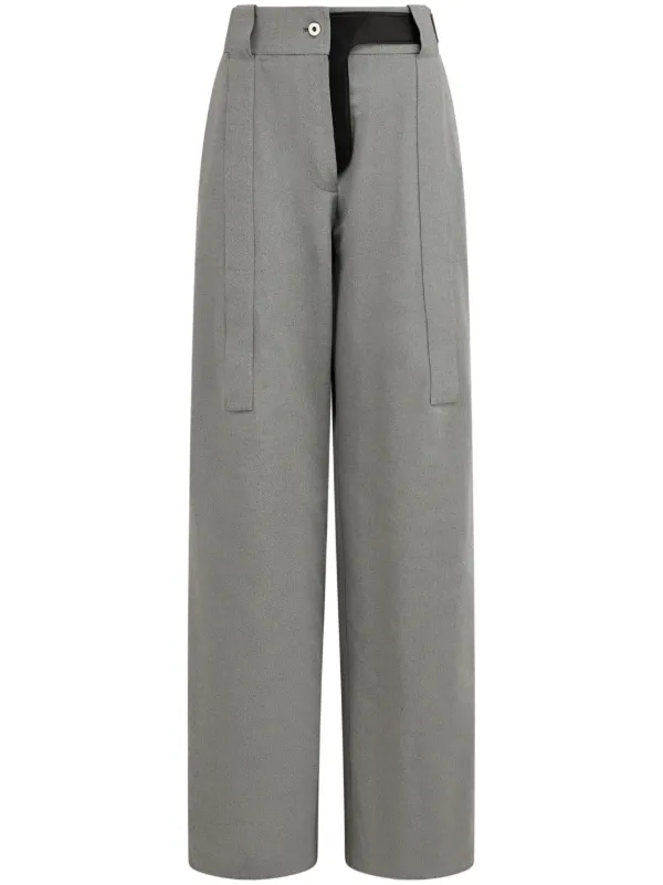 パンツ FERRAGAMO Palazzo Silk pants Gathered satin wide-leg pajama pants in black - Ferragamo