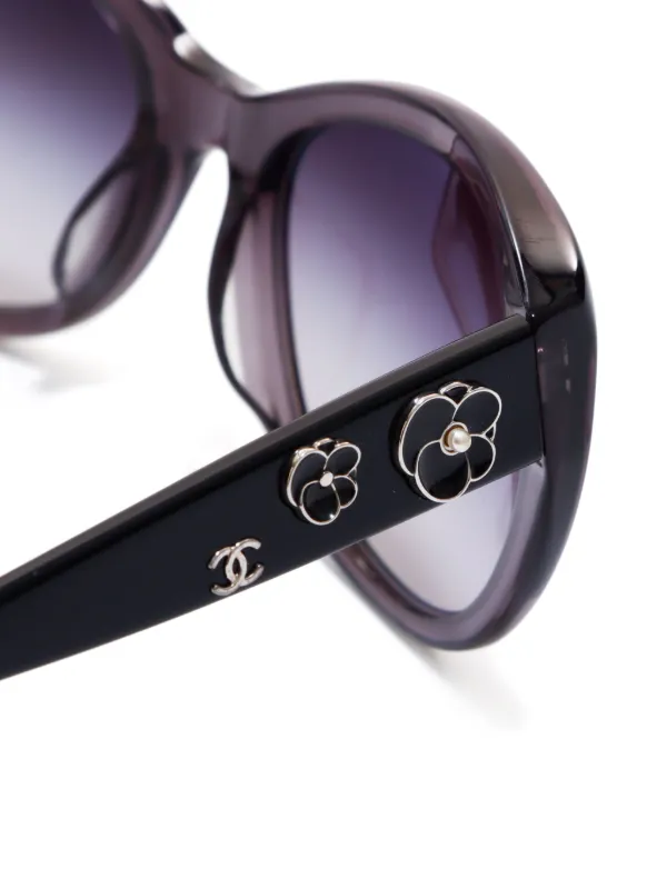 CHANEL Pre-Owned 2000s Camellia Cat eye-frame Sunglasses