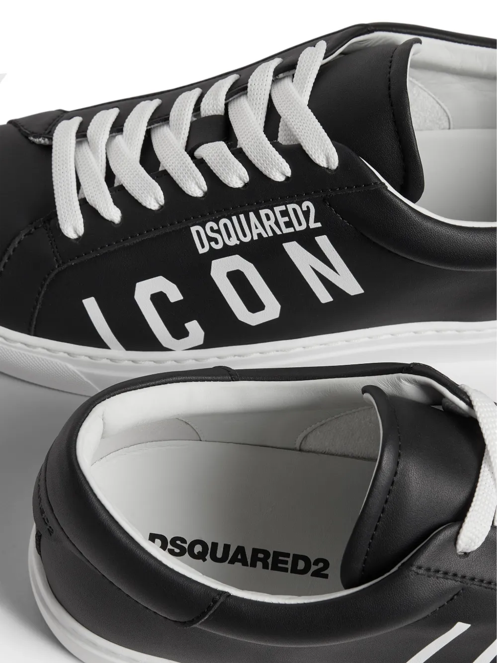 Icon logo print low top sneakers