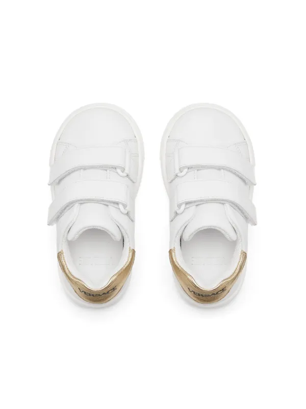 【未使用品】ベルサーチ　VERSACE キッズ　子供　靴　シューズ　13.5 ボーイズ シューズ & スニーカー (6～14歳) | ヴェルサーチェ 日本