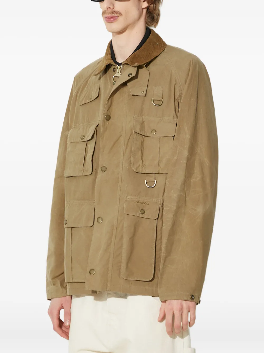 Barbour Jack met meerdere zakken en ribfluwelen kraag Beige