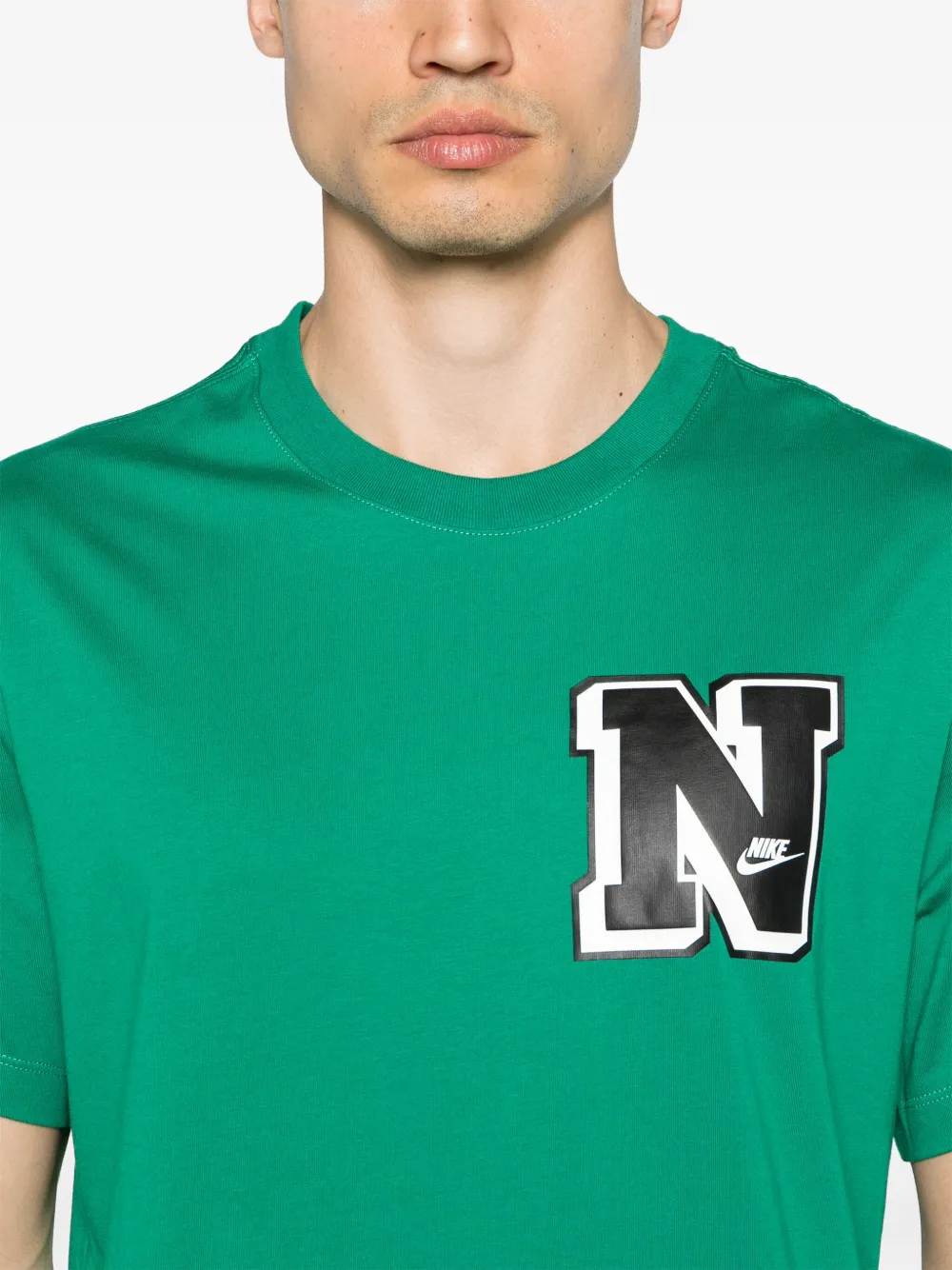 Shop Nike 1972 Cotton T-shirt In Green