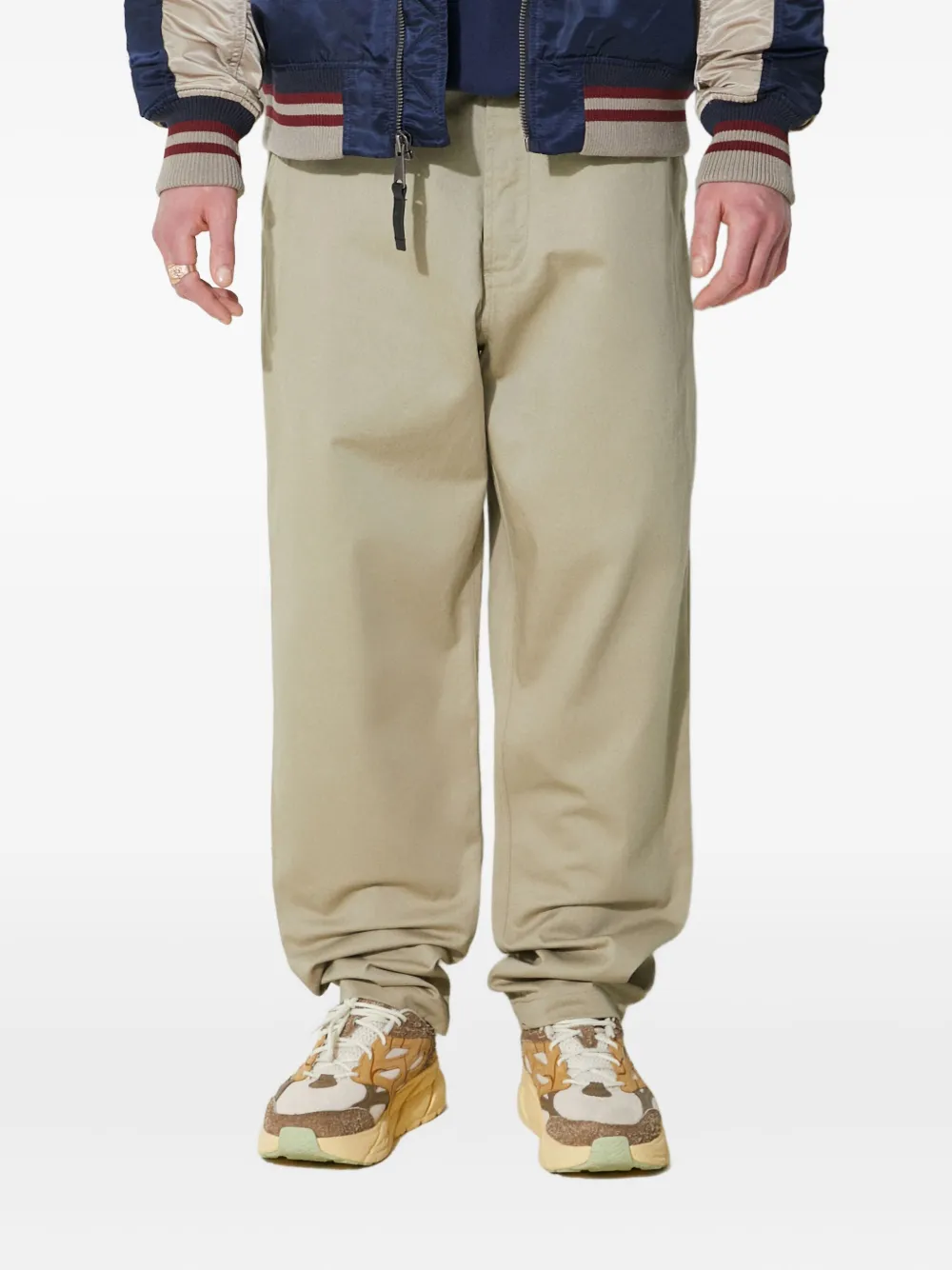 straight-leg trousers