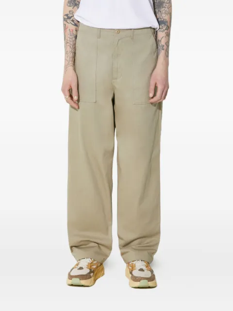 Universal Works pantalon à poches plaquées