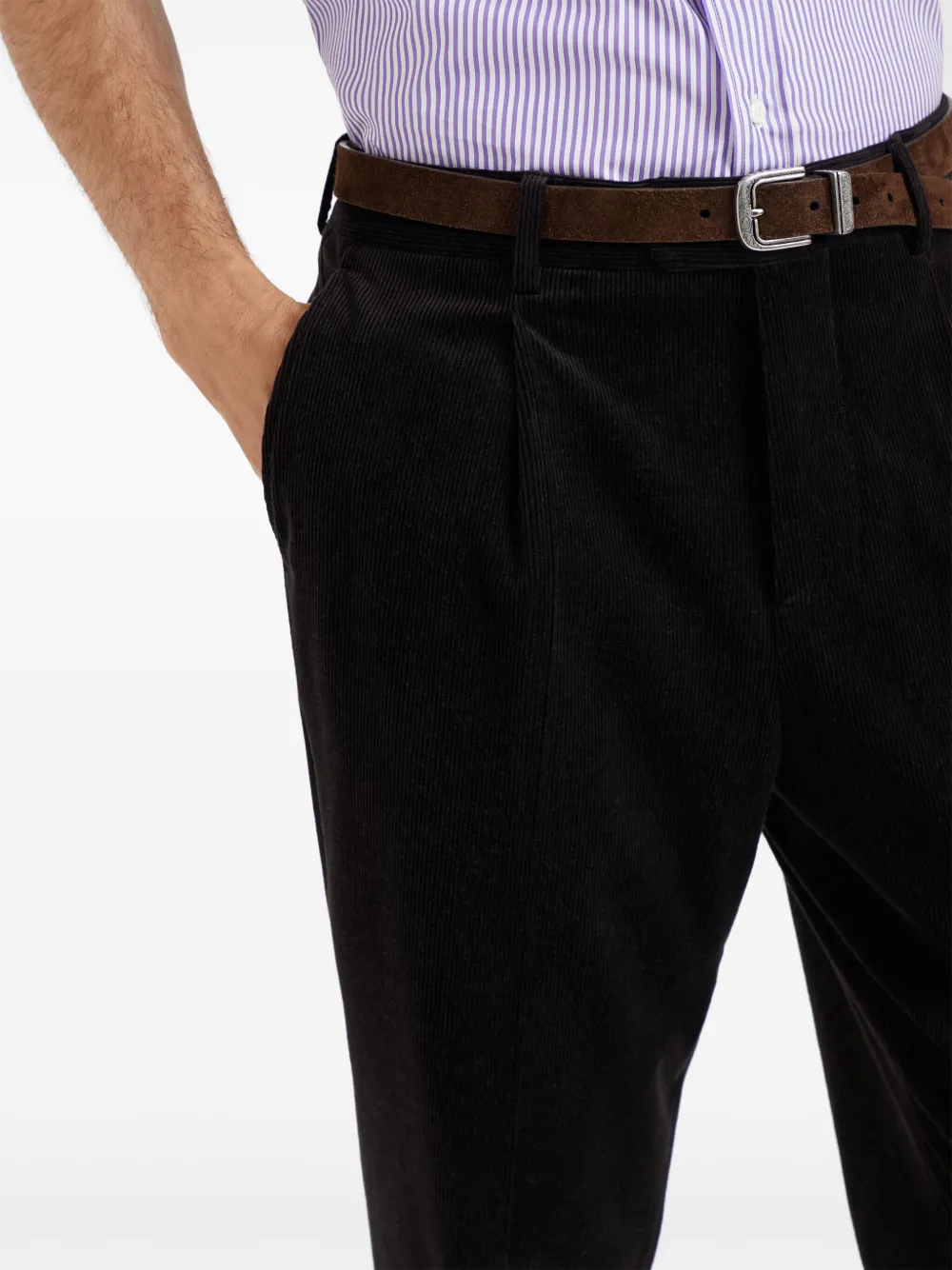 Brunello Cucinelli Ribfluwelen broek met toelopende pijpen Zwart