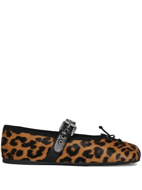 Miu Miu bailarinas con estampado de leopardo