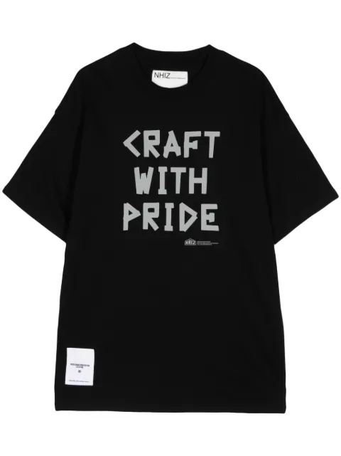 izzue x Neighborhood slogan-print T-shirt