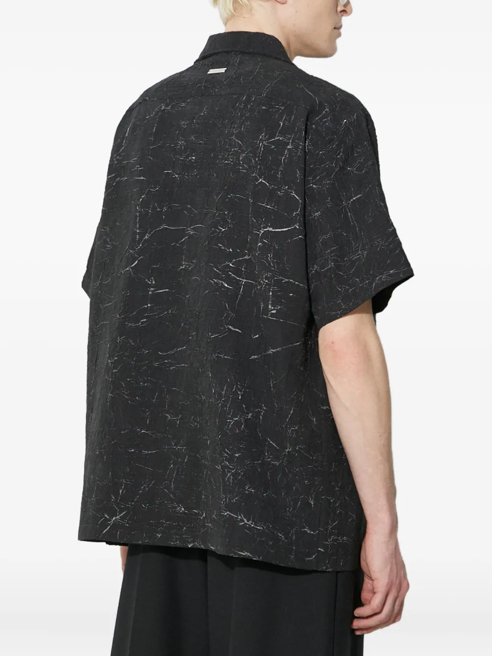 Han Kjøbenhavn crackle-print short-sleeve shirt - Zwart