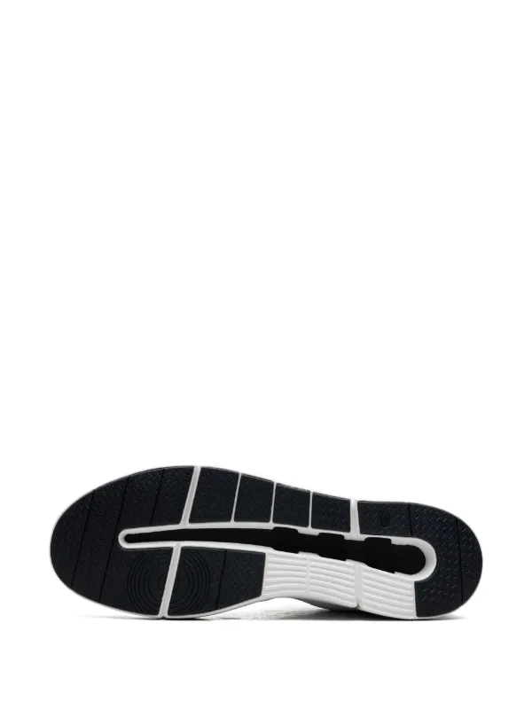 オン M The Roger Advantage Midnight 26.5 23718540_55596375_600.jpg