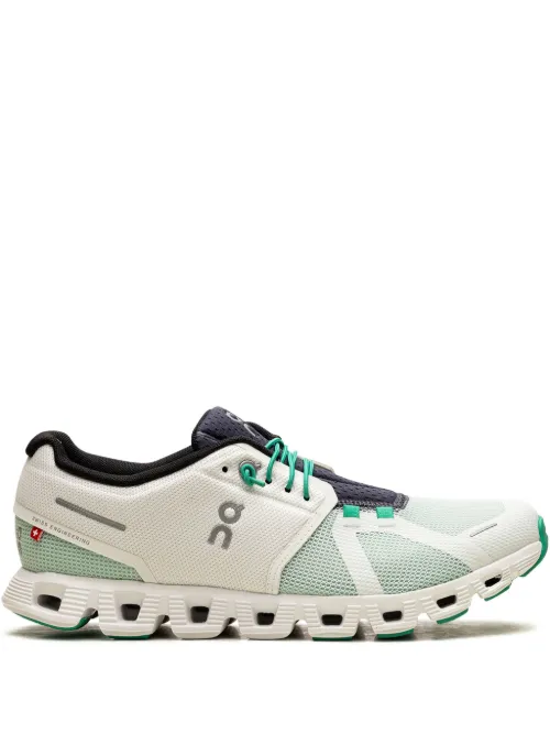 On Running baskets Cloud 5 - Blanc - On Running - Modalova