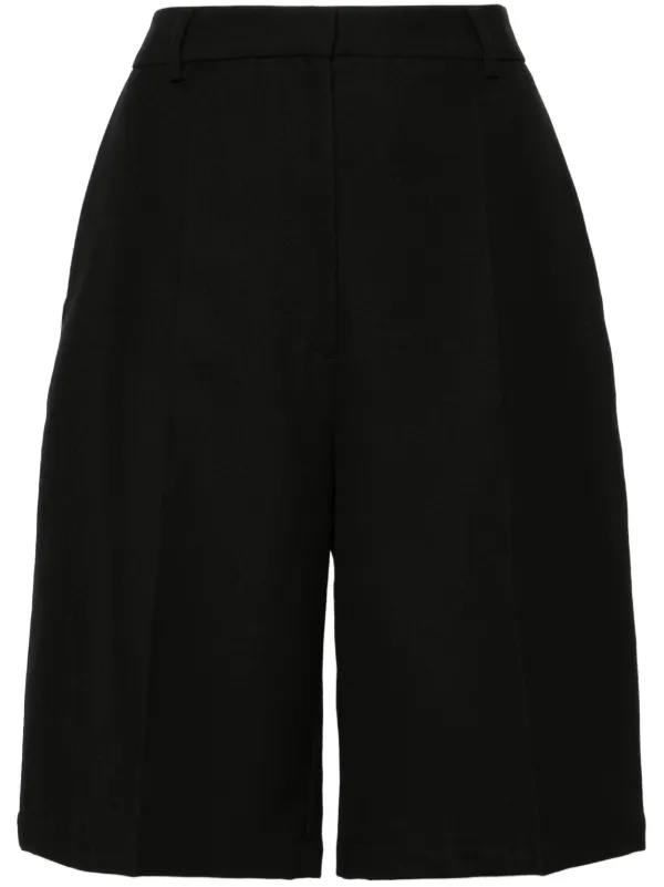 【関税込み】TOTEME ブラック テーラードショートパンツ TOTEME knee-length Tailored Shorts | Black | FARFETCH