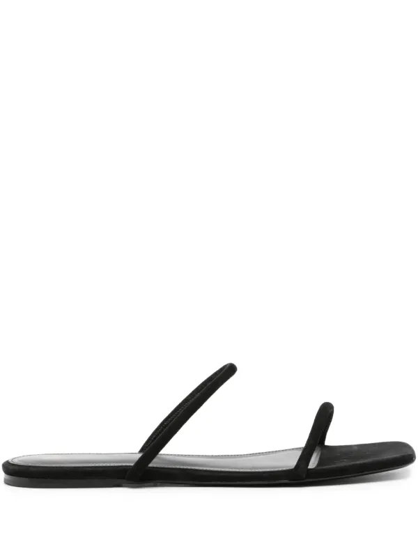 送料込/関税込■toteme■Minimalist スエードサンダル 23721585_53762397_1000.jpg