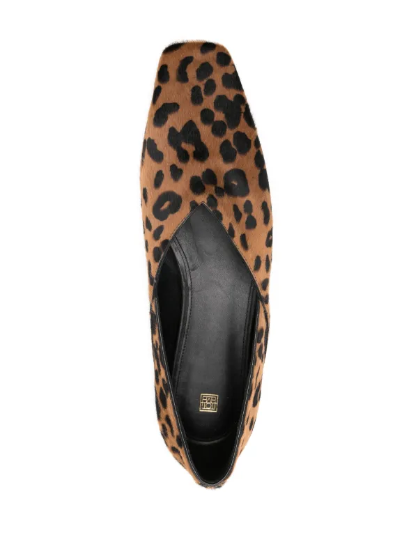 TOTEME The Everyday Flat Ballerina Shoes | Brown | FARFETCH
