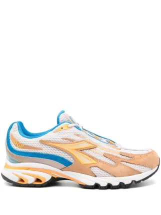 Diadora