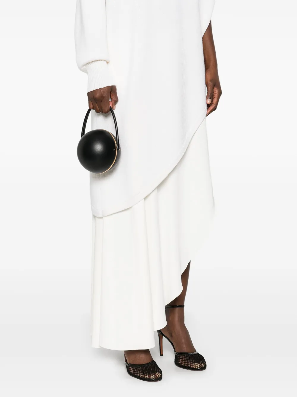 Alaïa Sphere mini bag | Image 2