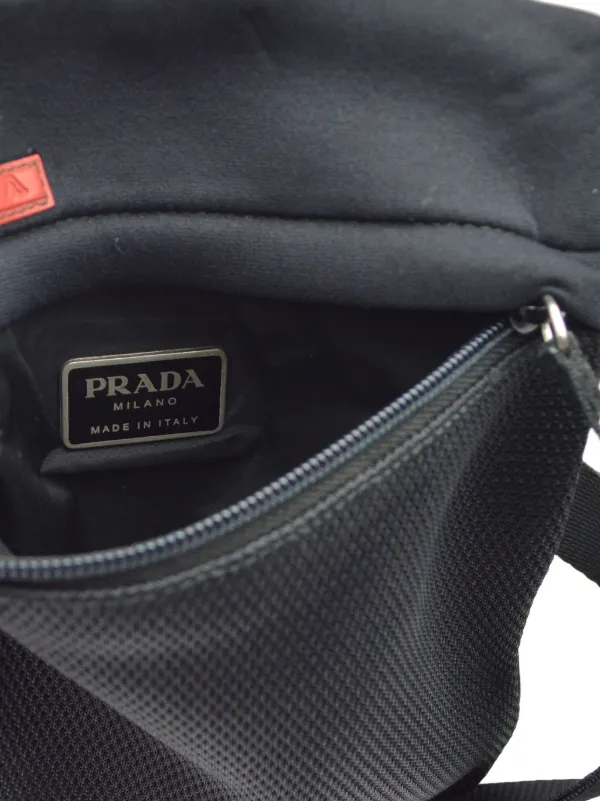 Prada Pre-Owned 1990-2000s logo-appliqué Crossbody Bag