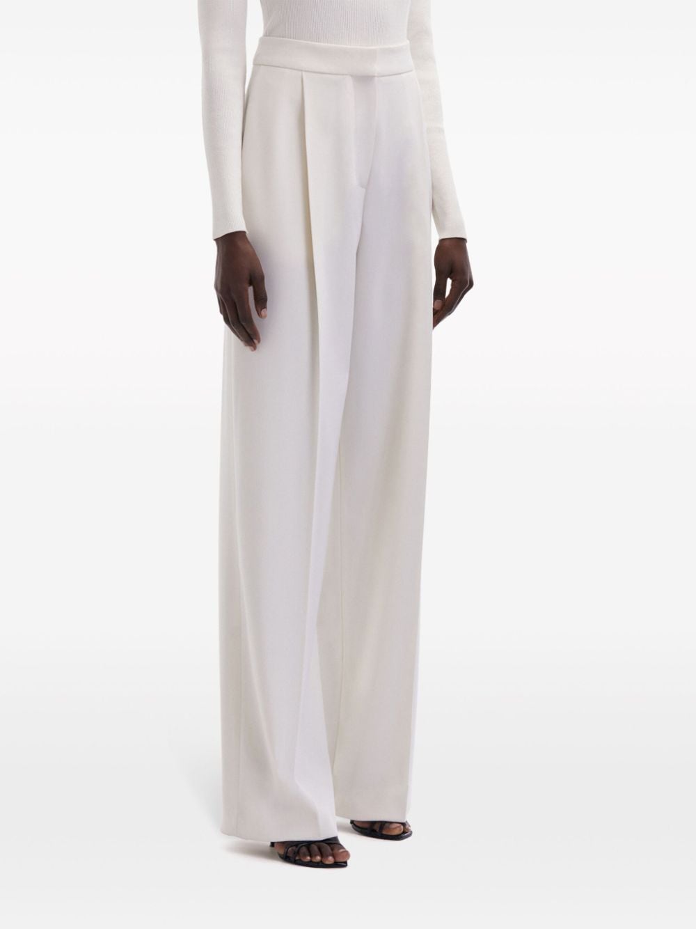 Shop Oscar De La Renta Pleat-detailing Wool-blend Trousers In White