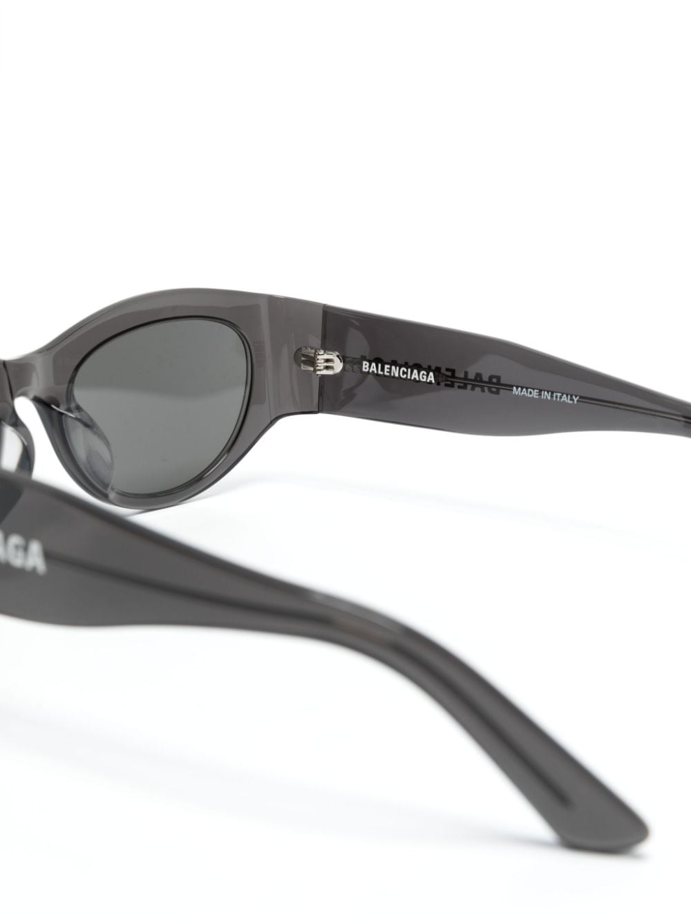 Shop Balenciaga Oval-frame Sunglasses In Grey