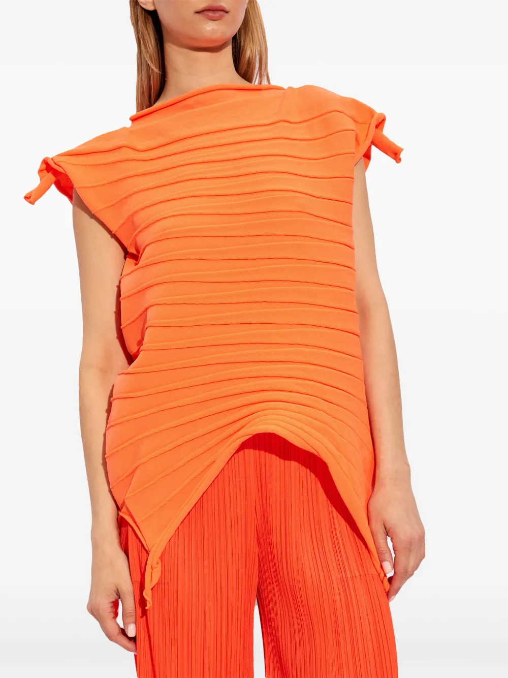 Pleats Please Issey Miyake Asymmetrical stripe top Oranje