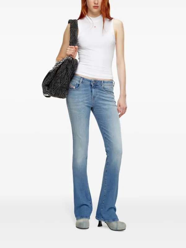 【関税込み】Diesel ブルー 1969 D-Ebbey ブーツカット ジーンズ ブーツカット Jeans - 1969 D-Ebbey | ダークブルー
