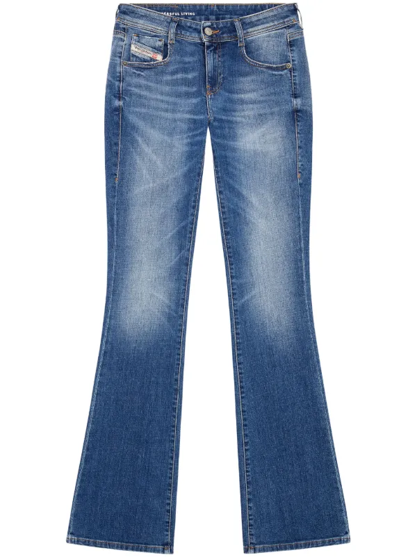 DIESEL>>Diesel 1969 D-Ebbey フレア ジーンズ 1969 D-Ebbey Women: Bootcut Flare Jeans, Dark blue denim