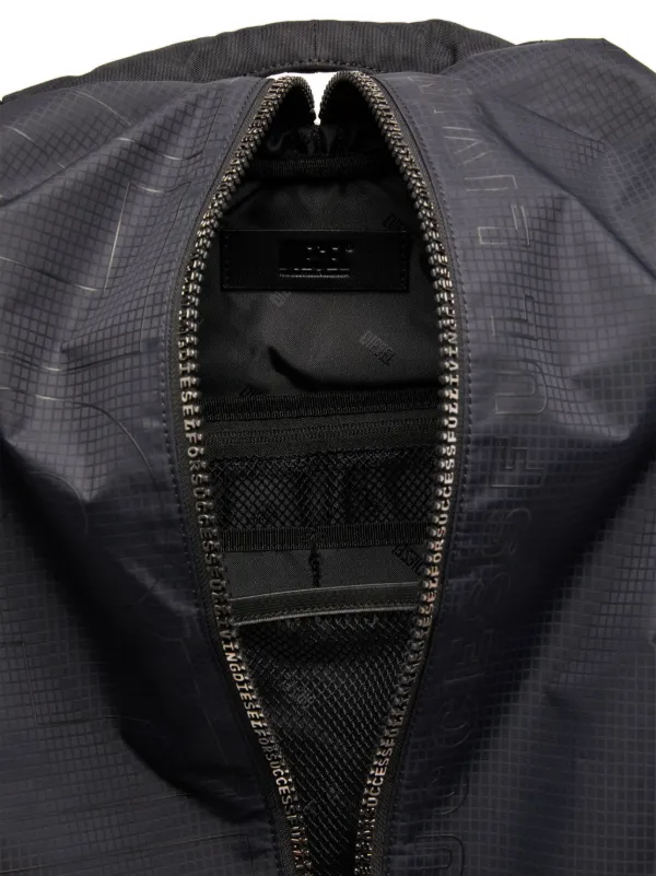 DIESEL ミティアムホリDシッフハックハック 【関税込】 P-ZAMPOCK