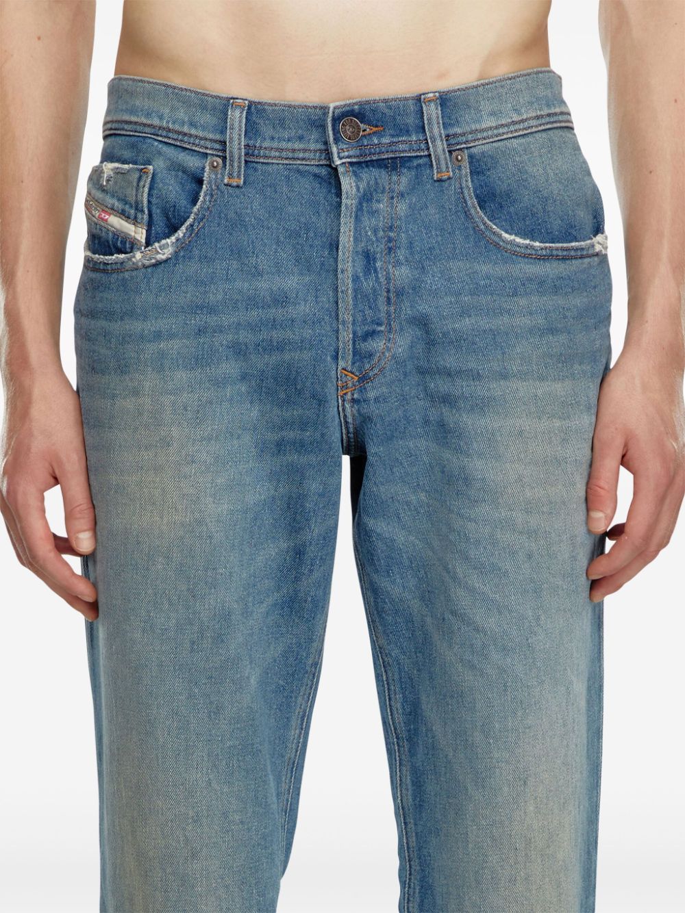 Shop Diesel D-finitive 0grdb 2023 Tapered-leg Jeans In Blue