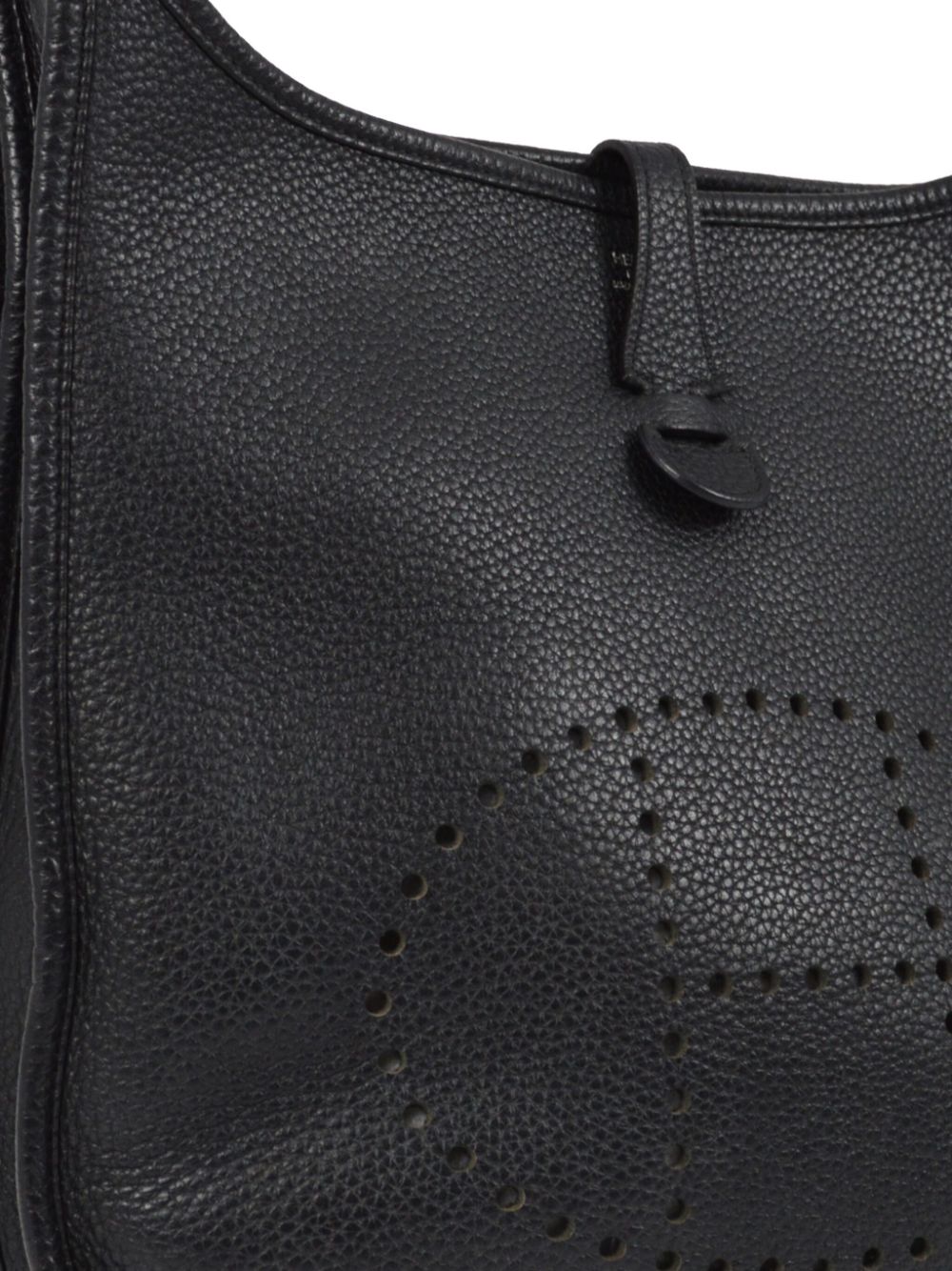 Pre-owned Hermes 2014 Evelyne 3 Pm Shoulder Bag In Black