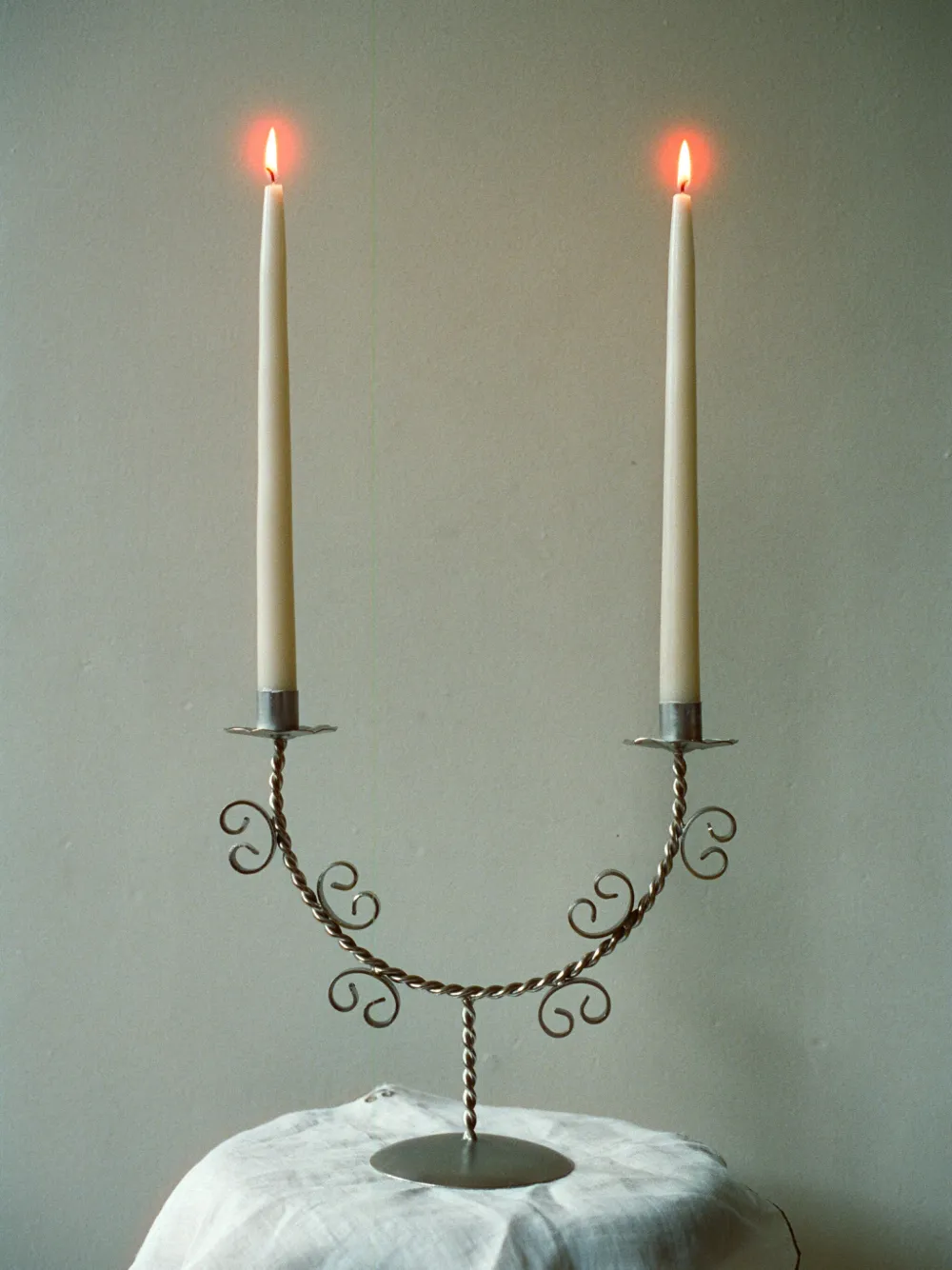 Sophie Lou Jacobsen Twist Stainless-steel Candleholder (30.5cm X 26.7cm In Silver