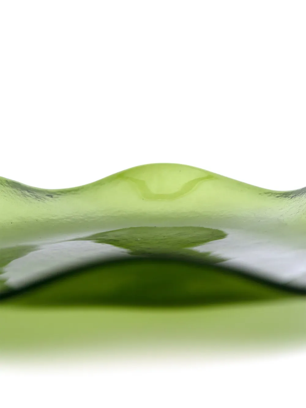 Sophie Lou Jacobsen Curved Edge Plate (19cm) In Green
