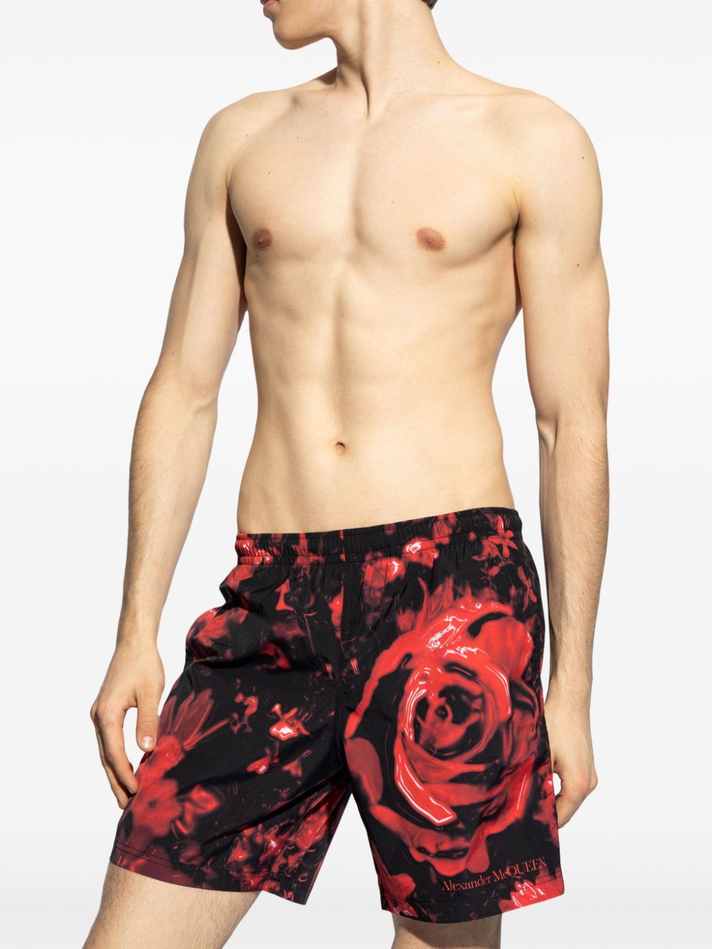 Alexander McQueen logo-print swim shorts - Zwart