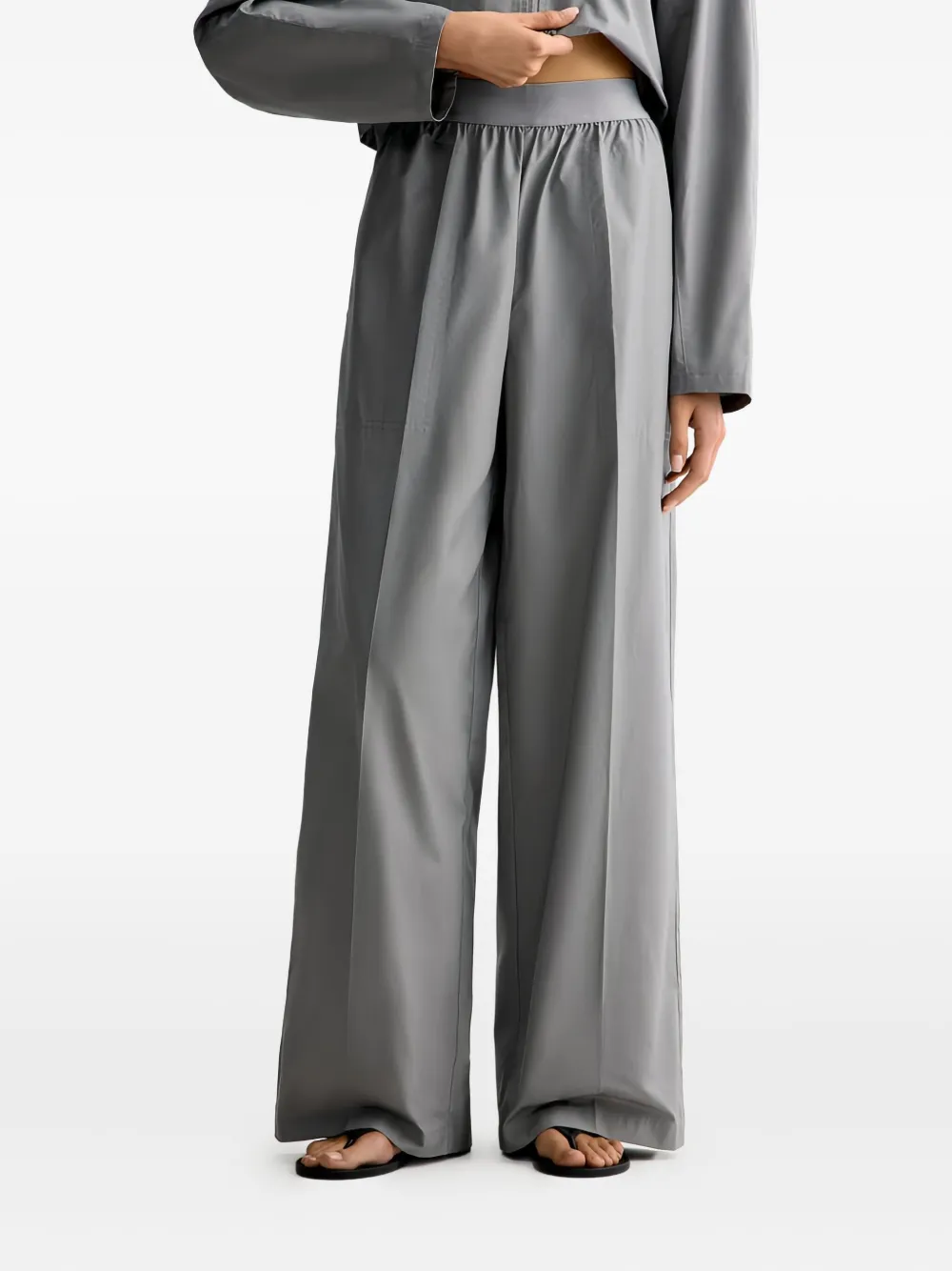 12 Storeez Elasticated-waistband Cotton Trousers In Gray