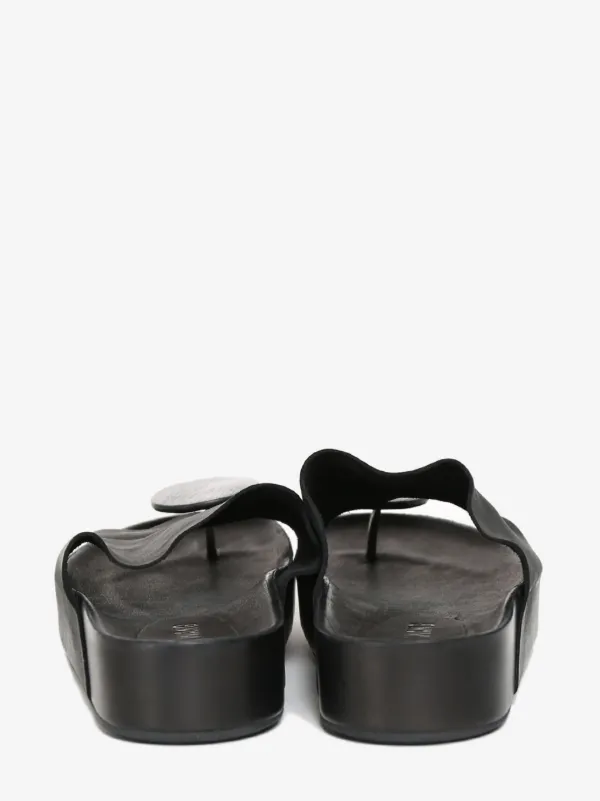 Uma Wang Leather flip-flops | Black | FARFETCH JO